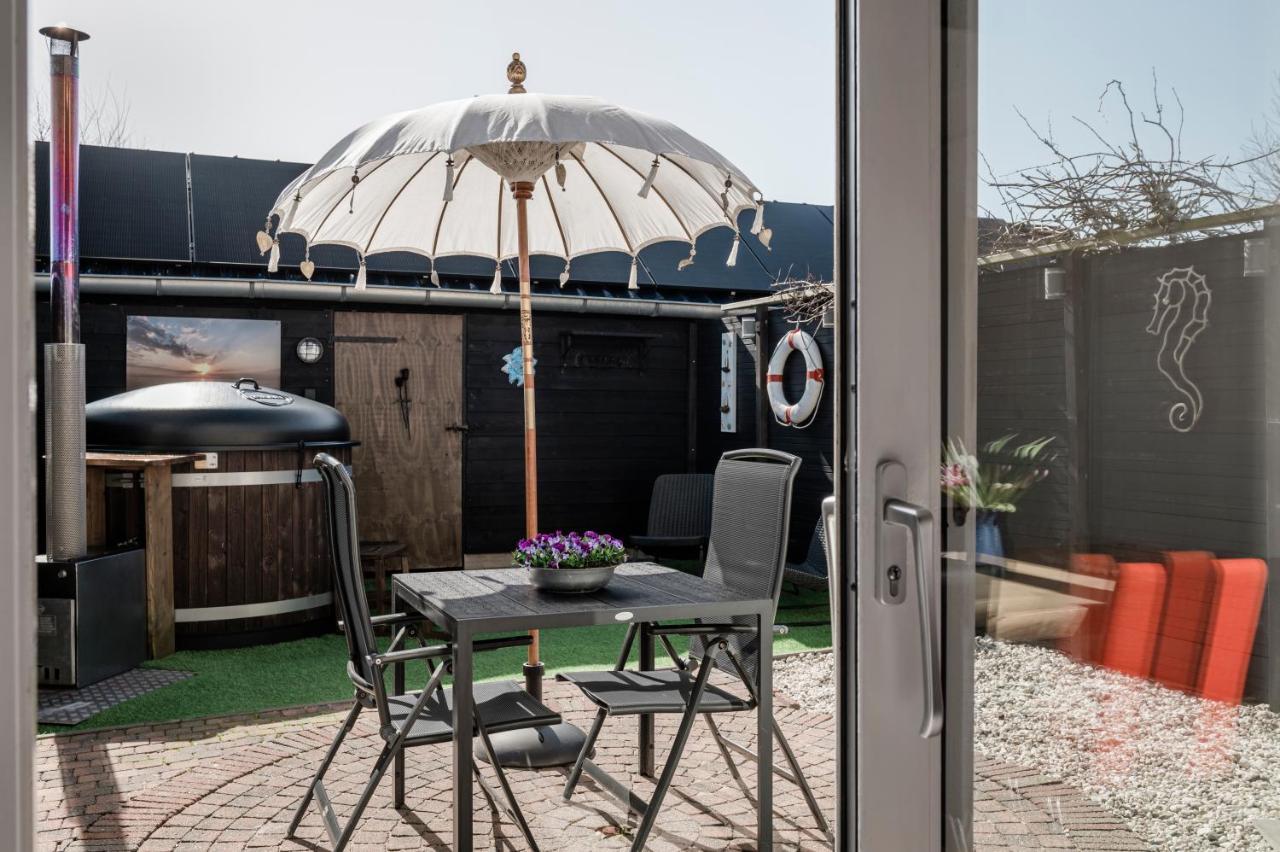 Strandhuis De Zeeparel Met Hottub Petten Ngoại thất bức ảnh